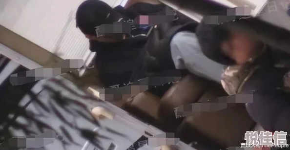 亲嘴脱内衣内裤摸屁股某明星私密视频曝光引发热议网友纷纷猜测背后故事真相令人震惊