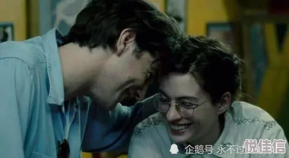 男女一级毛片指的是上世纪八九十年代的香港三级片，此类电影以情色内容为主，常含有露骨的性爱场面及裸露镜头