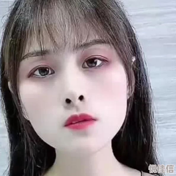 无颜美女长得好看心地善良，简直是完美的女神形象