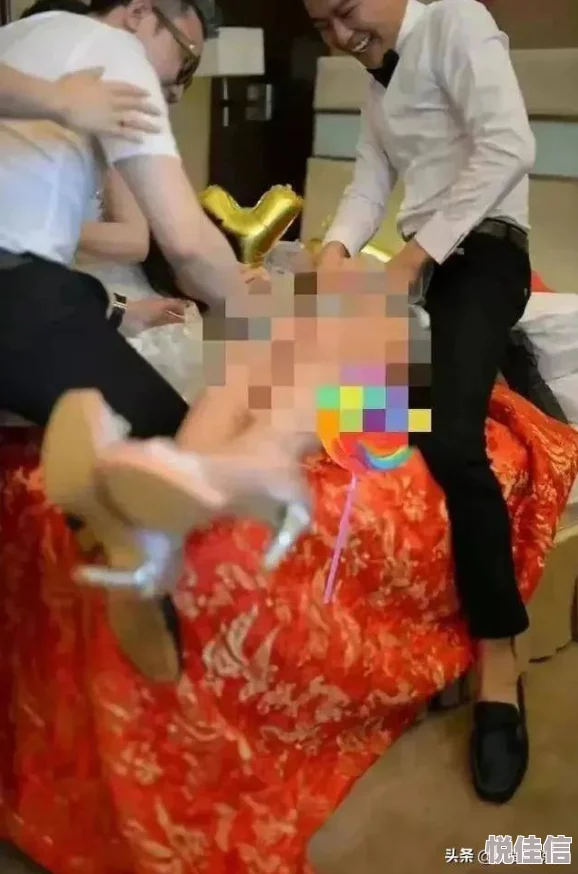 超级乱淫婚礼现场突发意外新郎被绑架喜宴变成营救行动