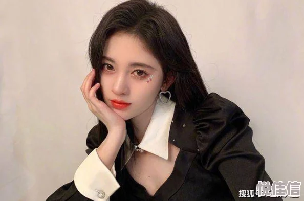 ai人脸替换金智秀忘忧草引发热议网友纷纷模仿挑战创意无限成新潮流