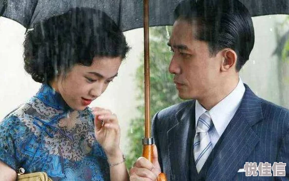 三级黄色片无码据说主演因戏生情假戏真做引发了圈内热议