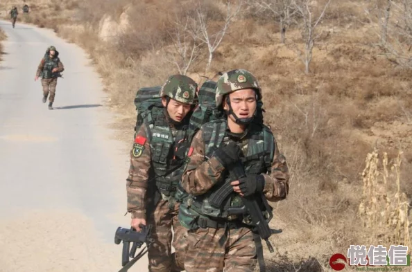 武警2小时被榨精15次展现了钢铁般的意志和惊人的体能极限，彰显了训练成果