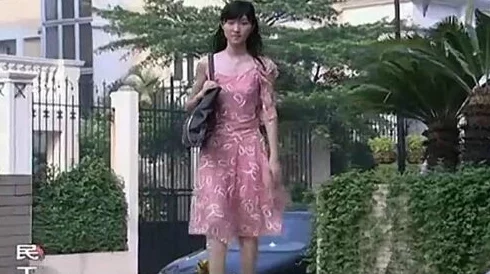黄小婷和民工2部分据说小婷身世不凡是富家千金体验生活